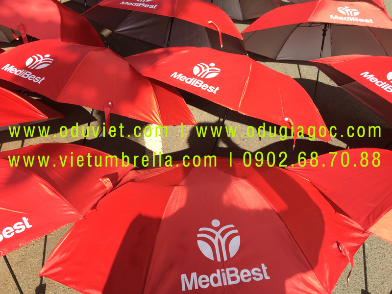 xưởng sản xuất ô dù cầm tay in logo quảng cáo